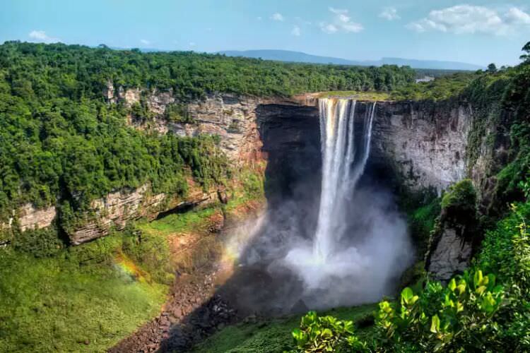 آبشار کایتور، جواهری در دل جنگل‌های گویان