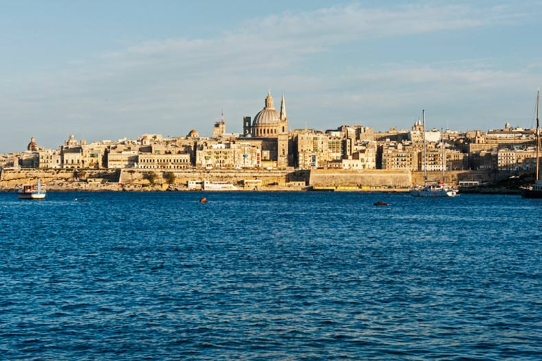 راهنمای کامل سفر به کشور مالت (قسمت اول) نمای دور مالت