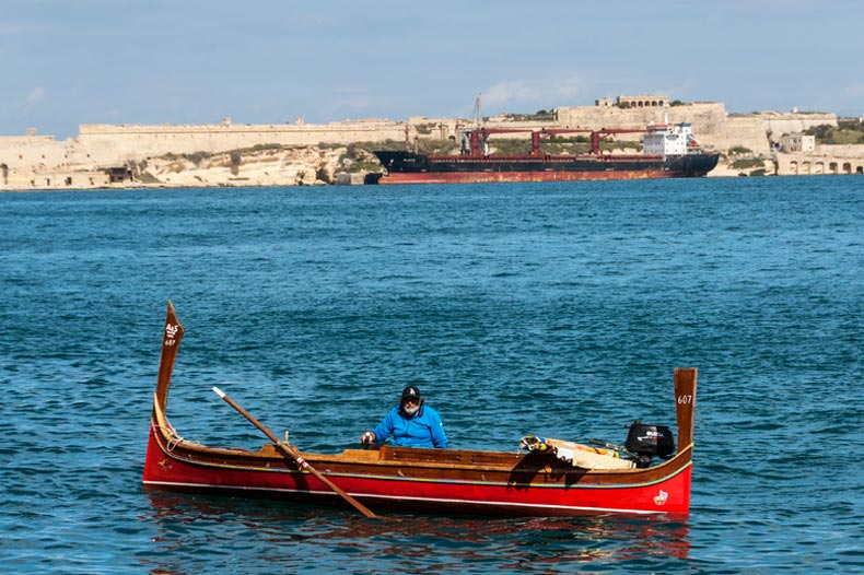 راهنمای کامل سفر به کشور مالت (قسمت اول) قایقران مالتی