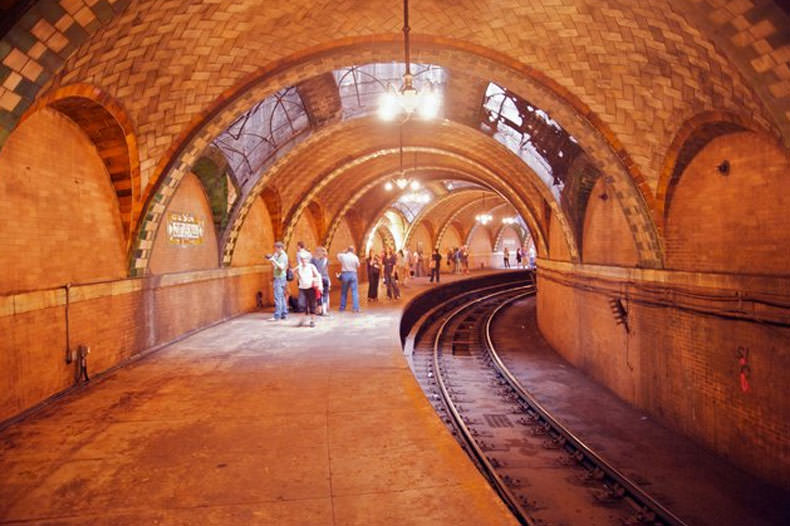 ایستگاه قدیمی مترو