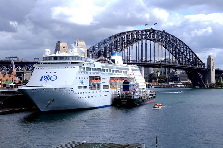 کشتی تفریحی P&O Cruises’ Pacific Explorer