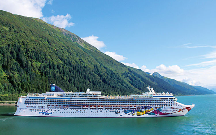 کشتی تفریحی Norwegian Cruise Line’s Norwegian Jewel