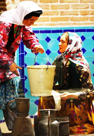 عکسی از موزه مردم شناسی در داخل حمام