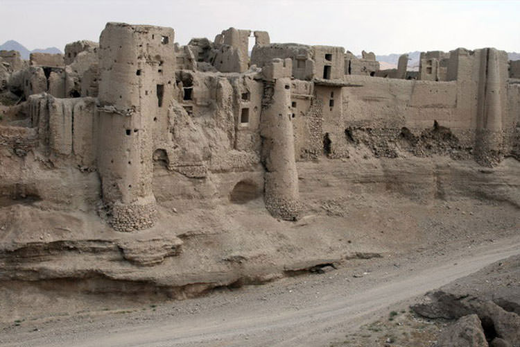 abadeh-ancient-palace
