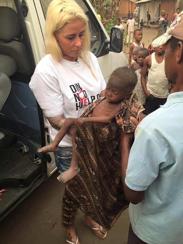 نجات کودک دو ساله نیجریه‌ای توسط بانوی نیکوکار دانمارکی