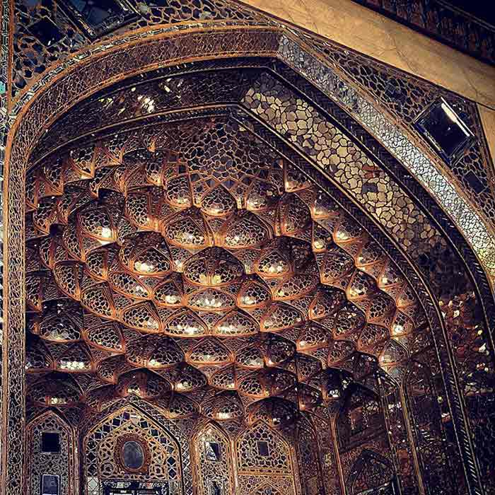 زیبایی مبهوت کننده سقف مساجد ایران
