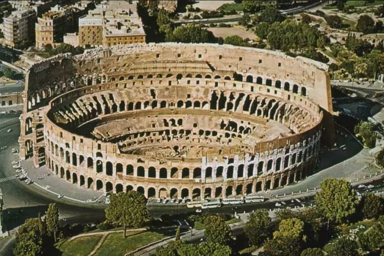 کولوسئوم 