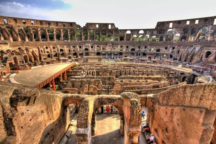کولوسئوم 