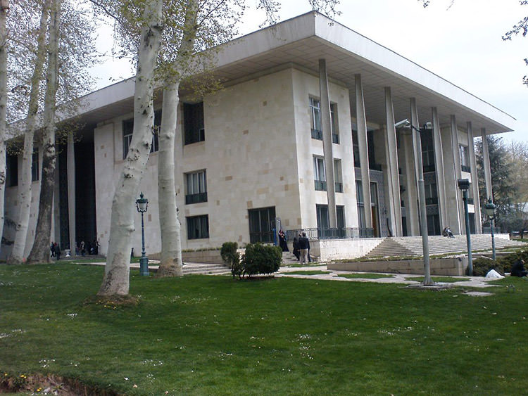 مجموعه نیاوران