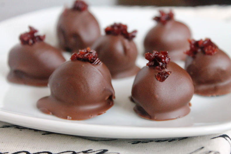 دسر گیلاس شکلاتی