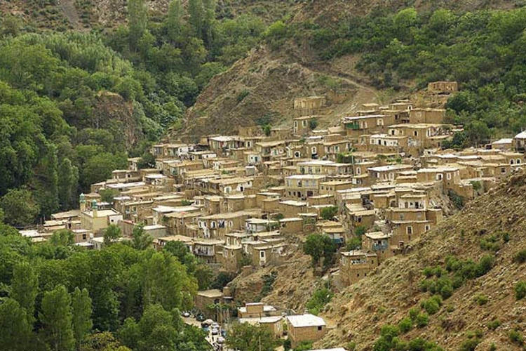 روستای پلکانی اشتیبن