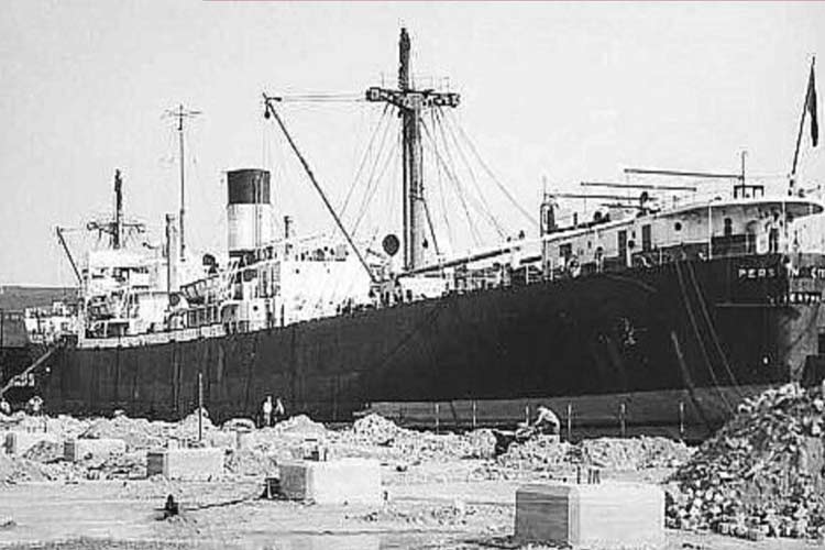 کشتی یونانی جزیره کیش