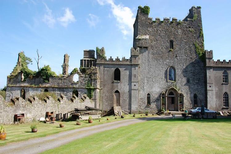 قلعه تسخیر شده لیپ در ایرلند