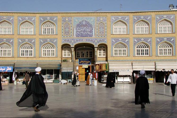 مدرسه فیضیه