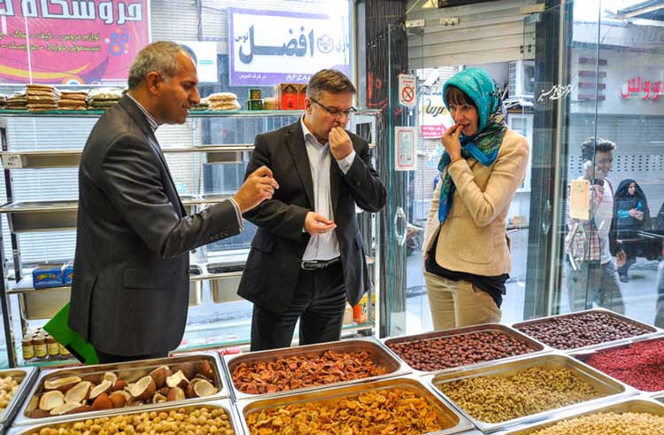 معاون