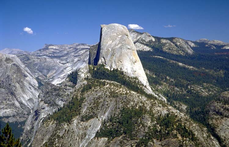 قله هاف دام کالیفرنیا