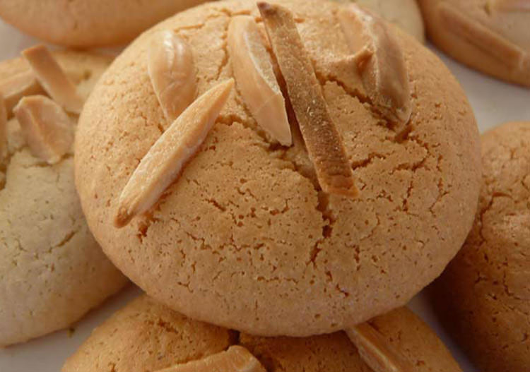 عکس نان بادامی