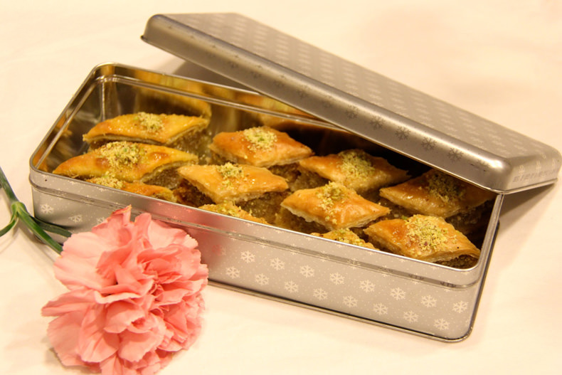 سوغات قزوین چیست؟