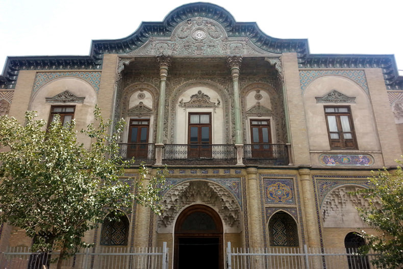 عمارت مسعودیه، بقایایی از باغ نظامیه تهران