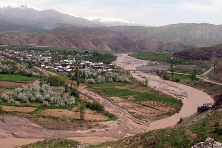 معرفی رودخانه‌ ها و حوضه‌ های آبخیز ایران