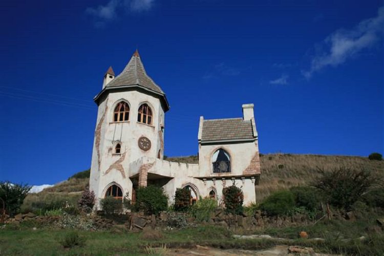 13-castle_in_clarens_south_africa.jpg