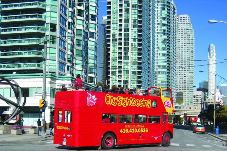 city-sightseeing-toronto-hop-on-hop-off-city-tour-3c6c5