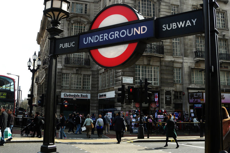 london_underground_by_technicolourlensrflx