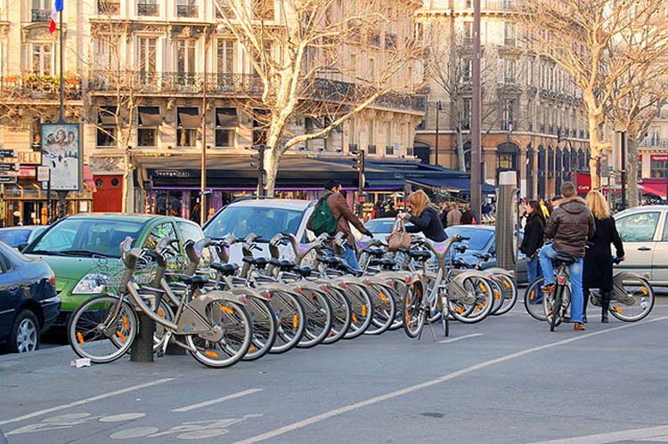 paris