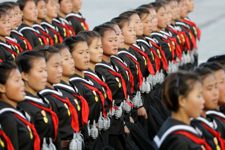 151010115316-06-north-korea-military-parade-exlarge-169