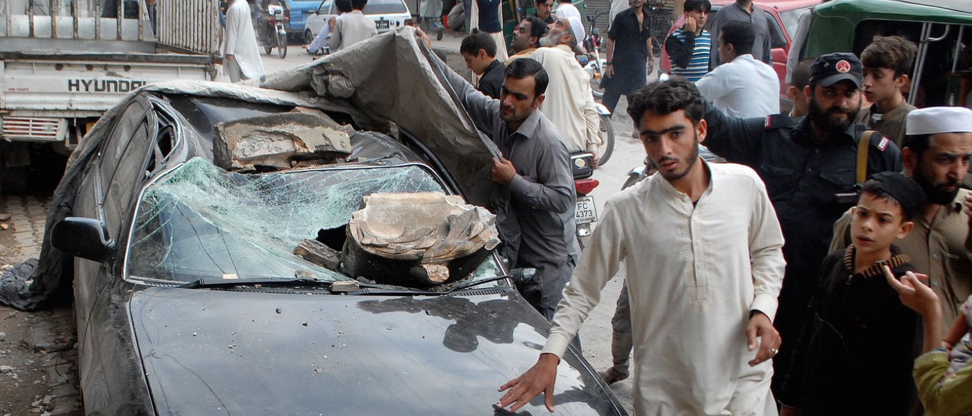 تصاویری از آثار زلزله مهیب افغانستان و پاکستان