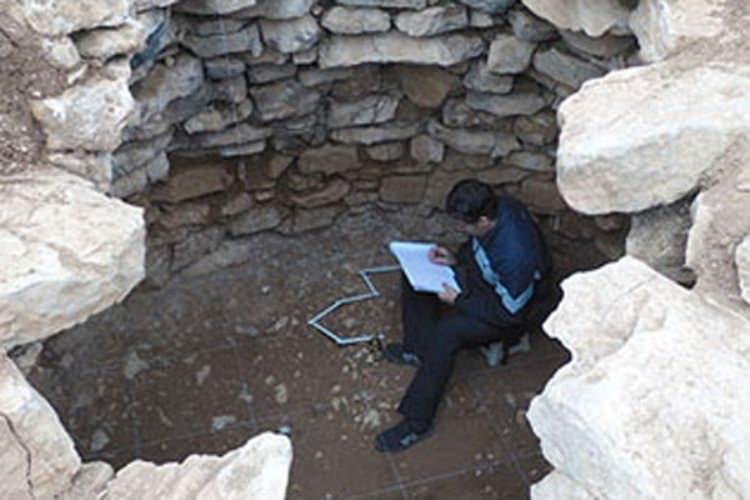 کشف گور سه هزار ساله با ساختار سنگی و پلان مدور در کردستان