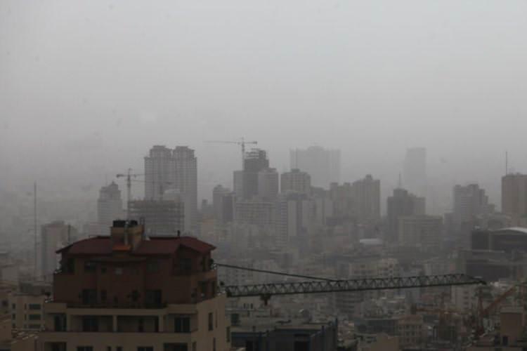 آلودگی هوای تهران عمق دید را هفتاد درصد کاهش داده