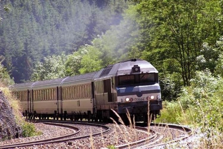 اتصال خط ریلی گیلان به راه‌آهن جمهوری آذربایجان