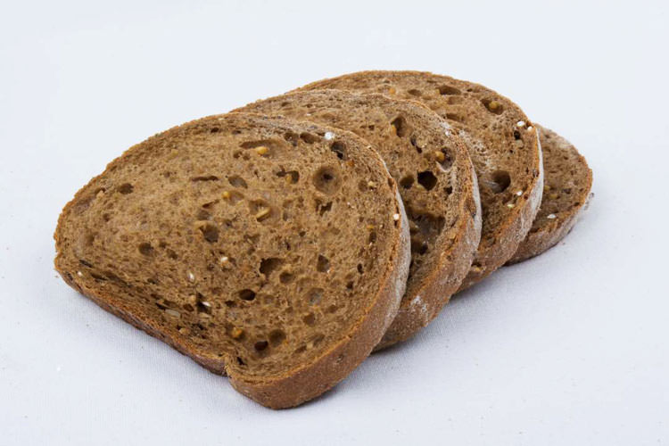 نان سبوس دار