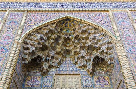 سردر ورودی مسجد نصیرالملک 