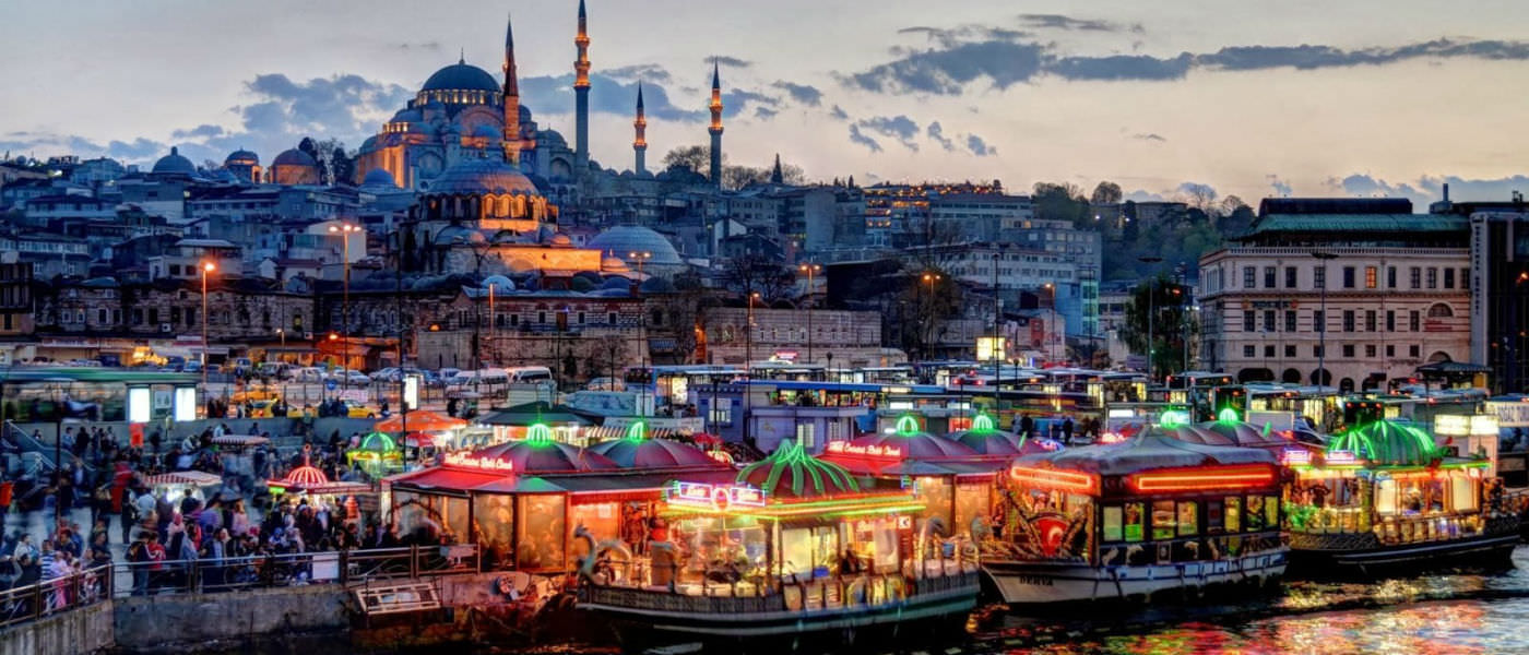 ۱۲ موضوع عجیب و جالب که فقط در ترکیه مشاهده می‌کنید