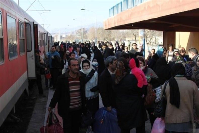 ورود بیش از ۱۶۰۰ مسافر به منطقه آزاد ارس با قطار چارتر