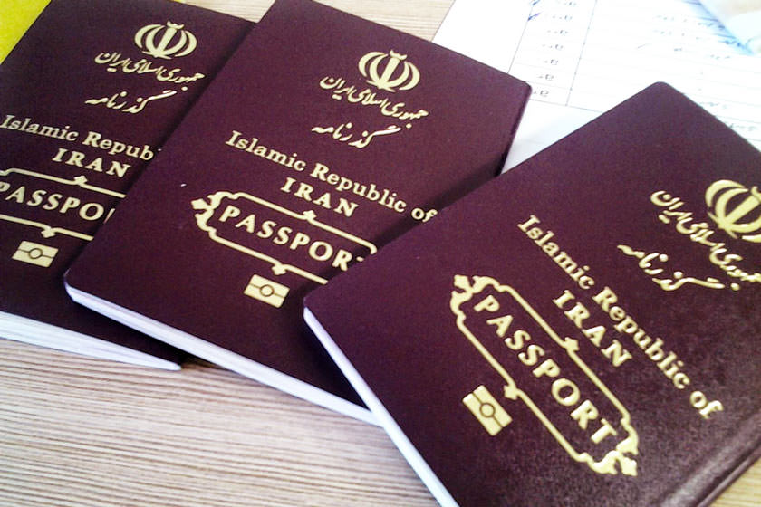 عدم تحقق وعده دکتر روحانی مبنی بر بازگرداندن اعتبار گذرنامه های ایرانی