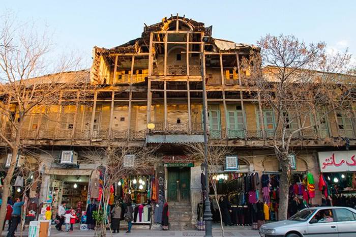بنای قدیمی در شیراز