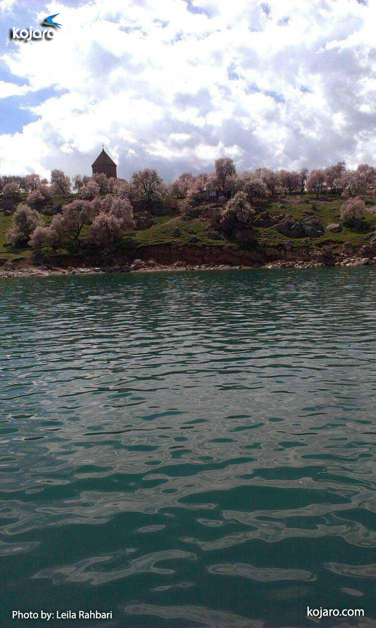 جزیره و کلیسای آکدامار