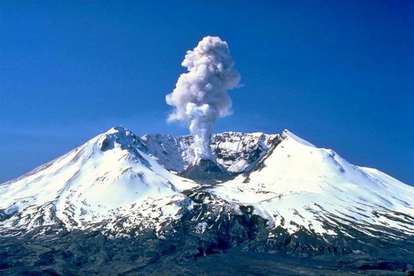با ۱۰ کوه آتشفشانی گردشگری جهان از نزدیک آشنا شوید (قسمت دوم)