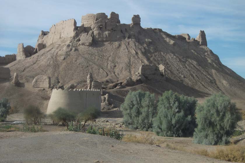 قلعه بمپور؛ قلعه ای افسانه ای از عصر ساسانی