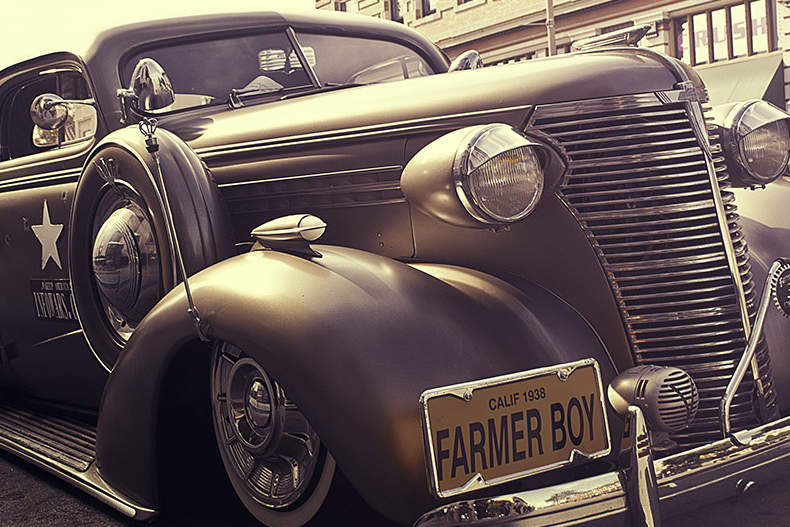 برپایی نمایشگاه خودروهای تاریخی 