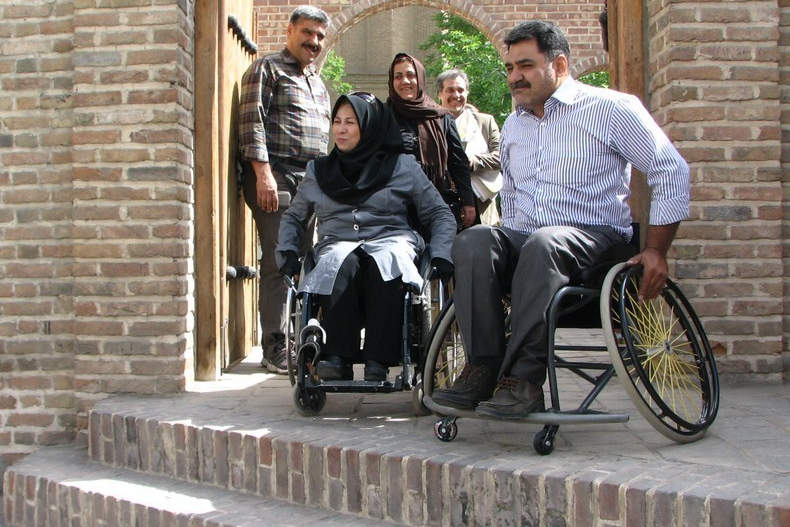 برپایی نمایشگاه عکس موانع گردشگری معلولان
