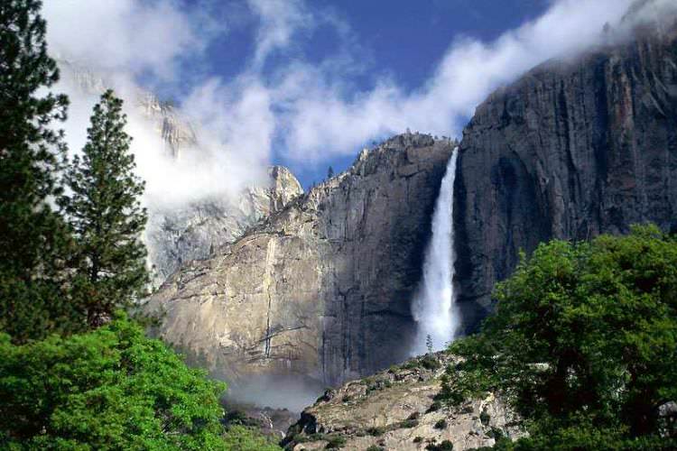 آبشار یوسیمیتی (Yosemite)
