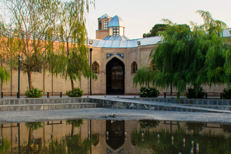 تاییدیه شورای فنی برای سازه شیشه ای باغ موزه قصر