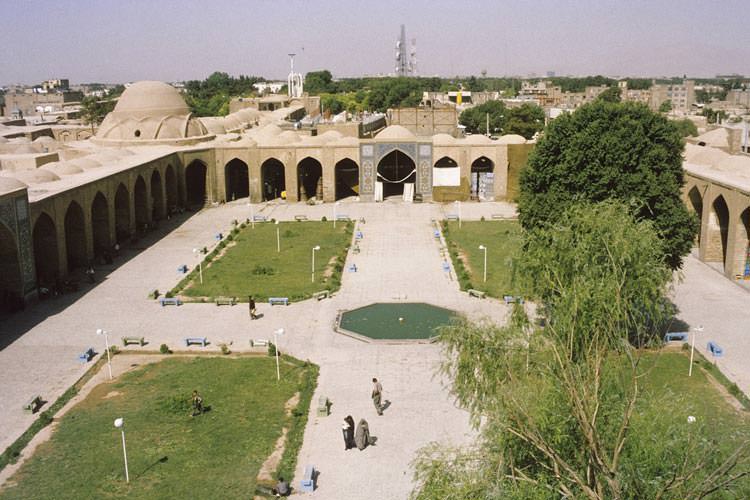 میدان گنجعلی خان