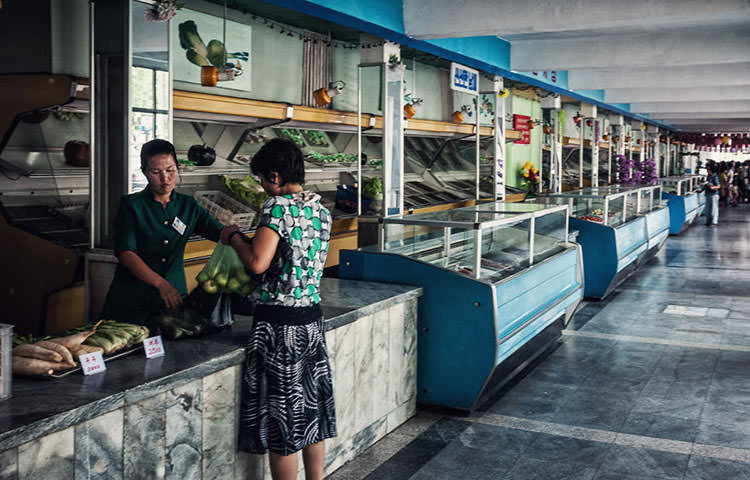 فروشگاه در کره شمالی