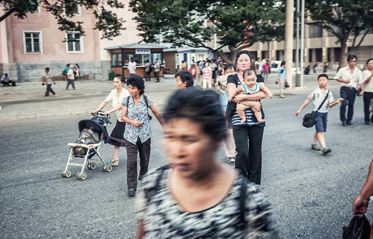 عکاسی خیابانی در پیونگ یانگ