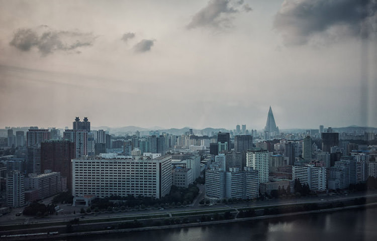 نمای هتل یانگاکدو در کره شمالی